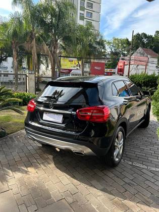 MERCEDES-BENZ GLA 200 1.6 CGI ADVANCE 16V TURBO FLEX 4P AUTOMÁTICO